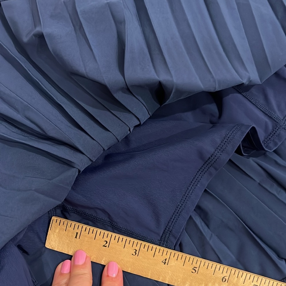 Lilly Pulitzer Luxletic Makara Pleated UPF 50+ Skort Navy Blue Women Size XL - Picture 9 of 10